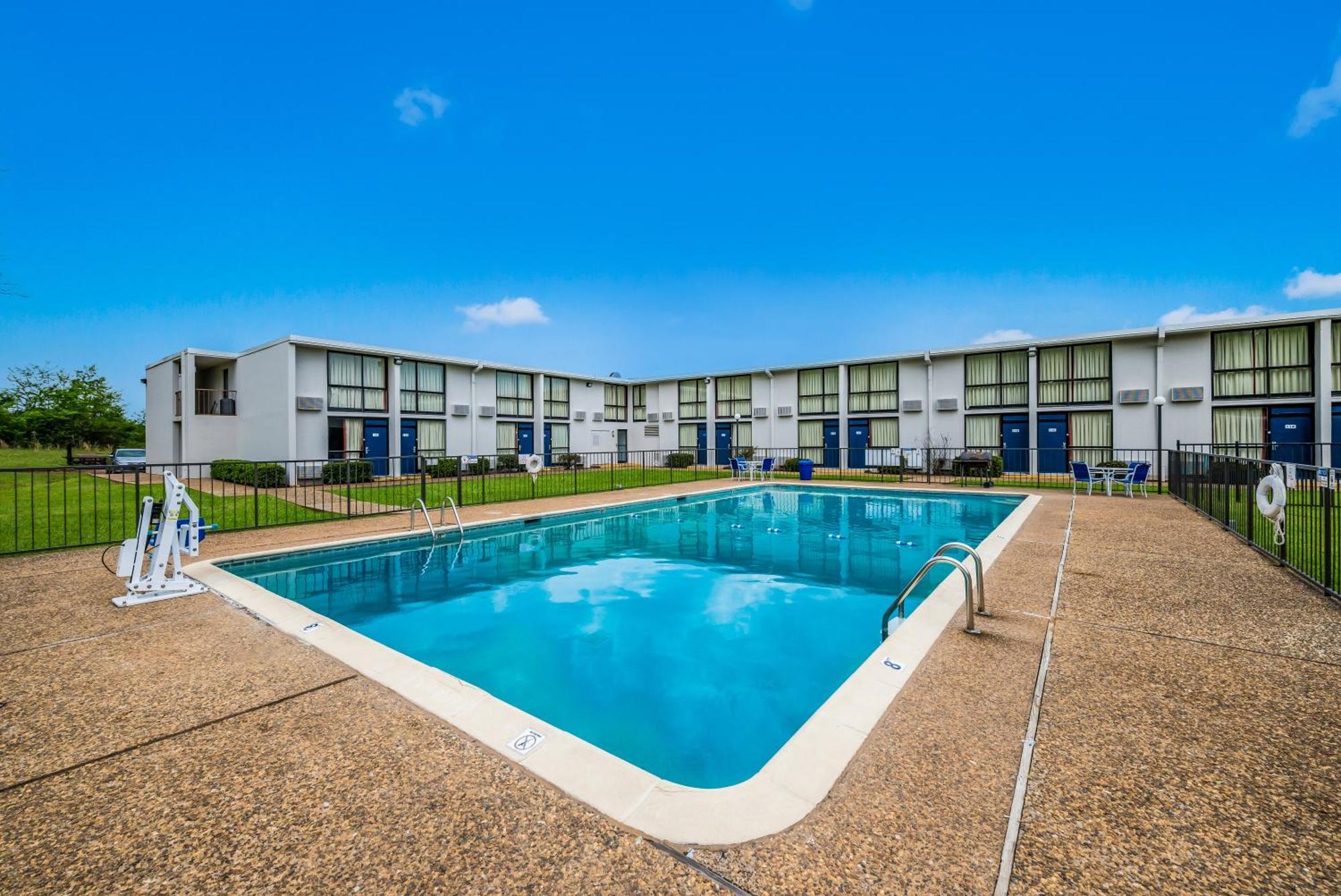 Motel 6-Henderson, Tx Extérieur photo